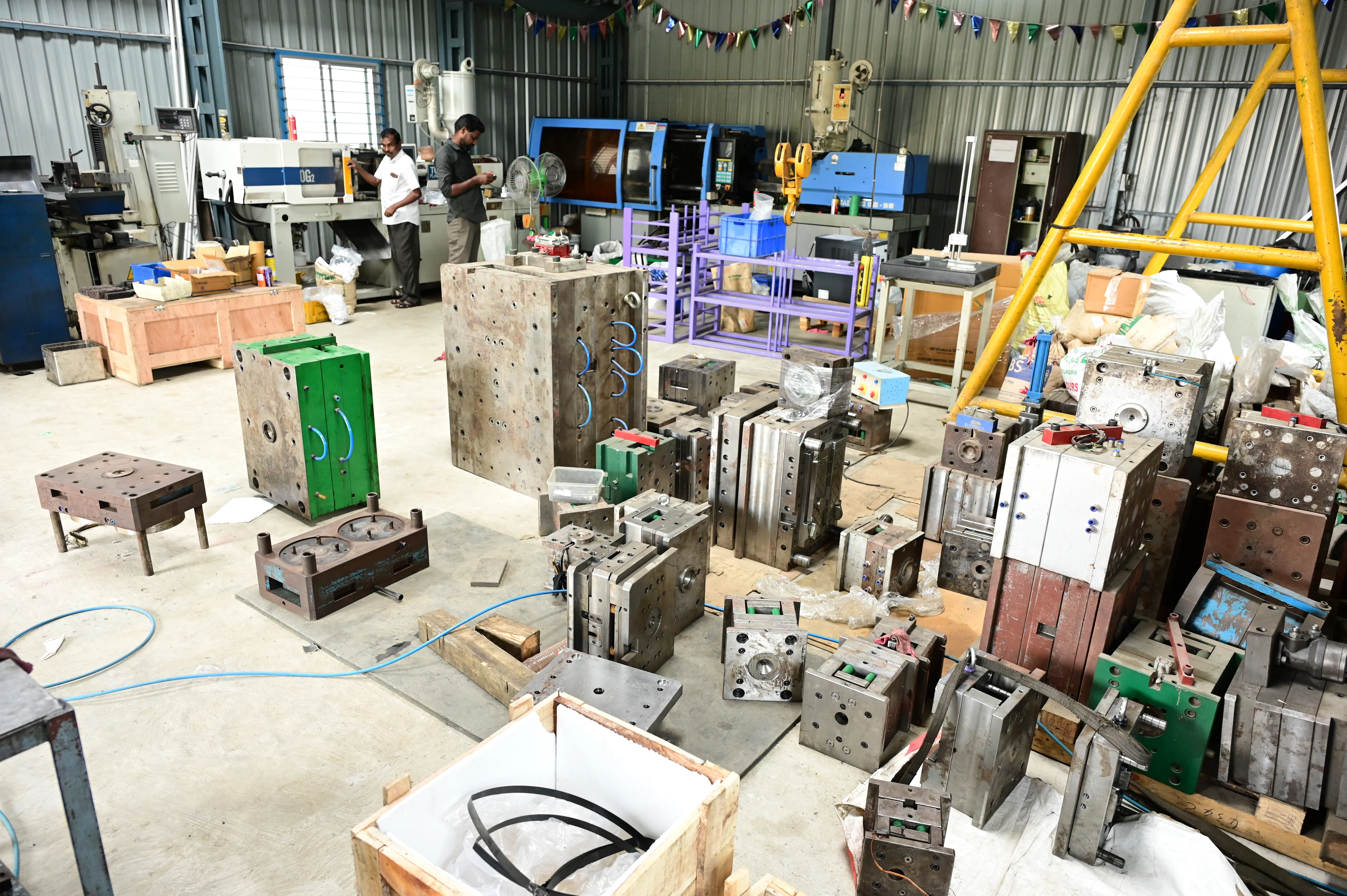 correction and maintenance of moulds